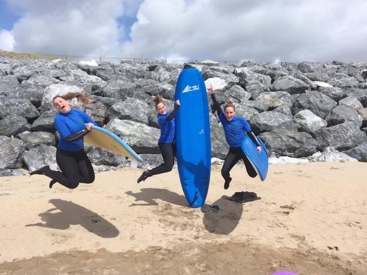 Lahinch -Beach -Surf- Hostel ภายนอก รูปภาพ