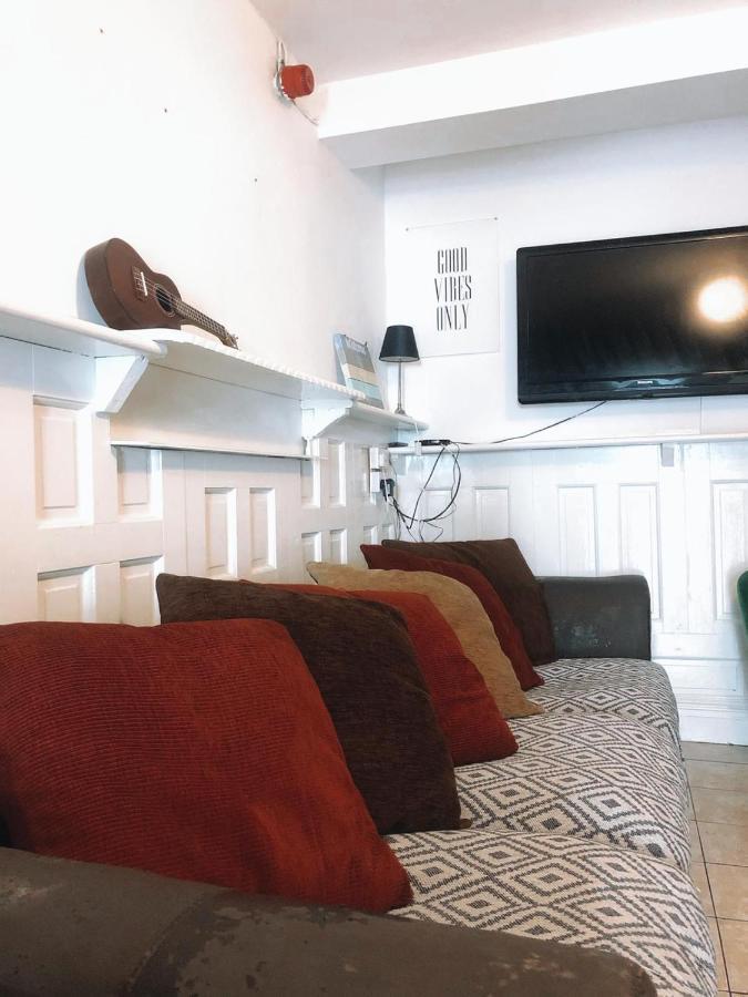 Lahinch -Beach -Surf- Hostel ภายนอก รูปภาพ